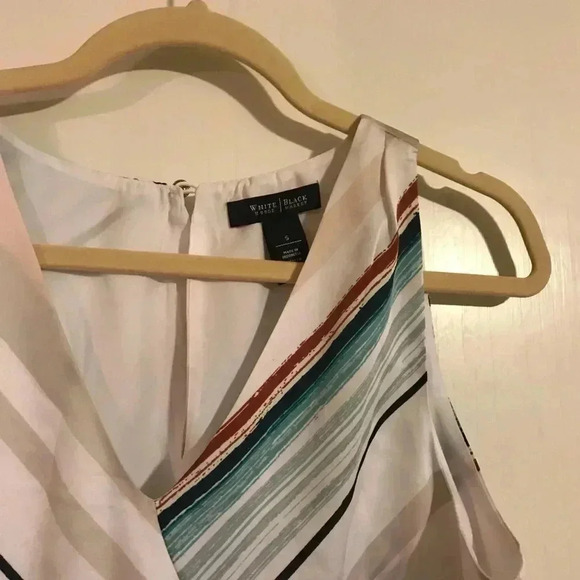 WHBM sleeveless blouse - Picture 2 of 3